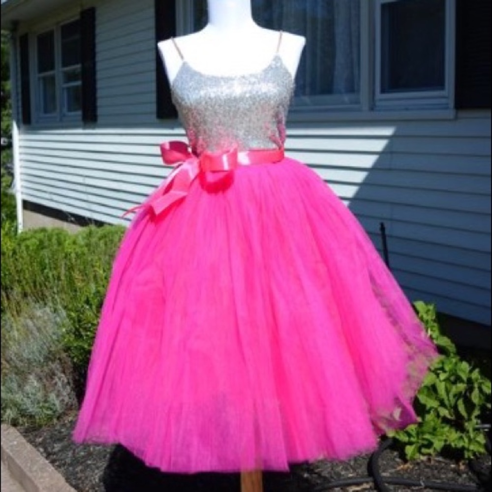 PINK TULLE SKIRT